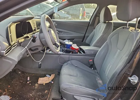 2022 Hyundai Elantra Sel from USA, damaged, VIN 5NPLM4AG5NH077011